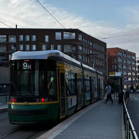 Stylish, 450 M Walk To The Estonian Ferry, Free Parking And Balcony