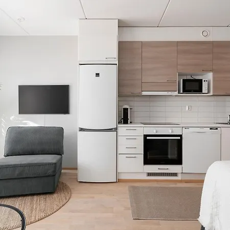 Apartmán Stylish, 450 M Walk To The Estonian Ferry, Free Parking And Balcony Helsinky