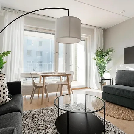Апартаменты Stylish, 450 M Walk To The Estonian Ferry, Free Parking And Balcony Хельсинки