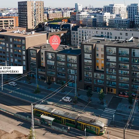 Apartmán Stylish, 450 M Walk To The Estonian Ferry, Free Parking And Balcony