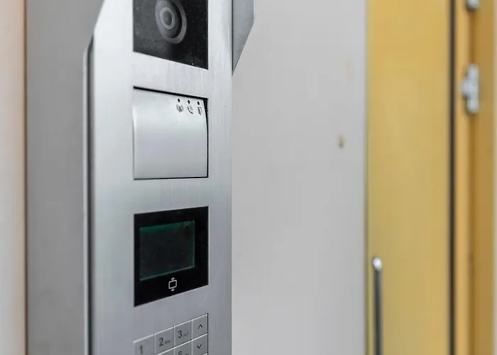 Апартаменты Stylish, 450 M Walk To The Estonian Ferry, Free Parking And Balcony Хельсинки