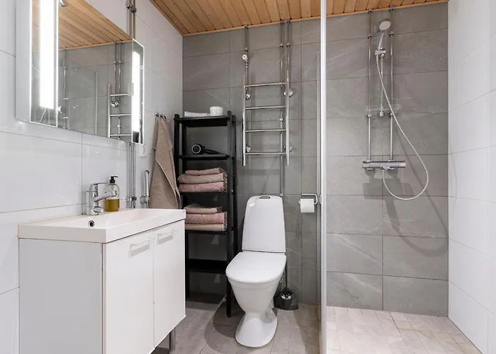 Апартаменты Stylish, 450 M Walk To The Estonian Ferry, Free Parking And Balcony *