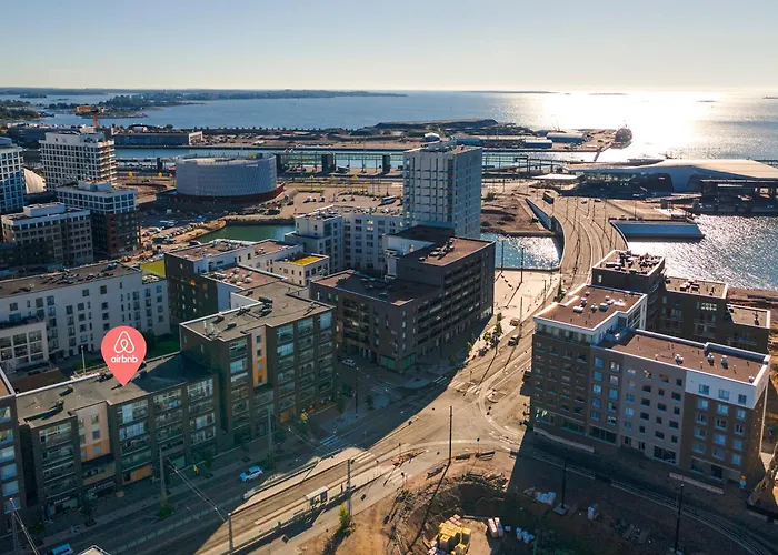 Stylish, 450 M Walk To The Estonian Ferry, Free Parking And Balcony Апартаменты *