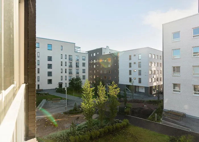 Stylish, 450 M Walk To The Estonian Ferry, Free Parking And Balcony Апартаменты *