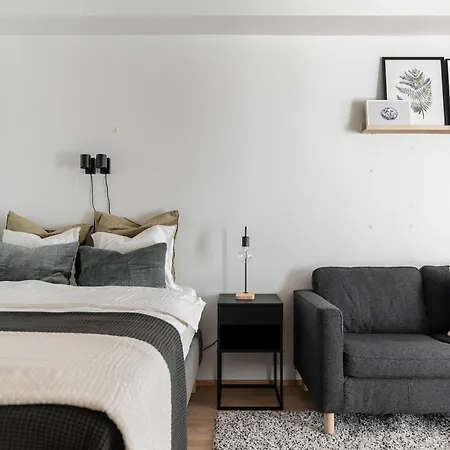 Stylish, 450 M Walk To The Estonian Ferry, Free Parking And Balcony Helsinki
